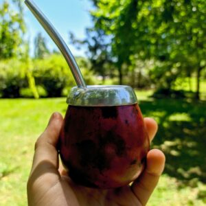 Mates con bombilla
