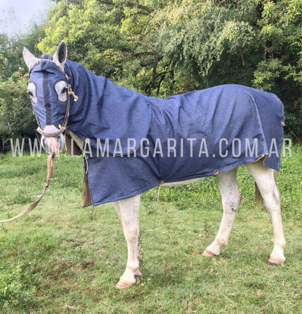 Conjunto manta con pescuecera y careta de jean
